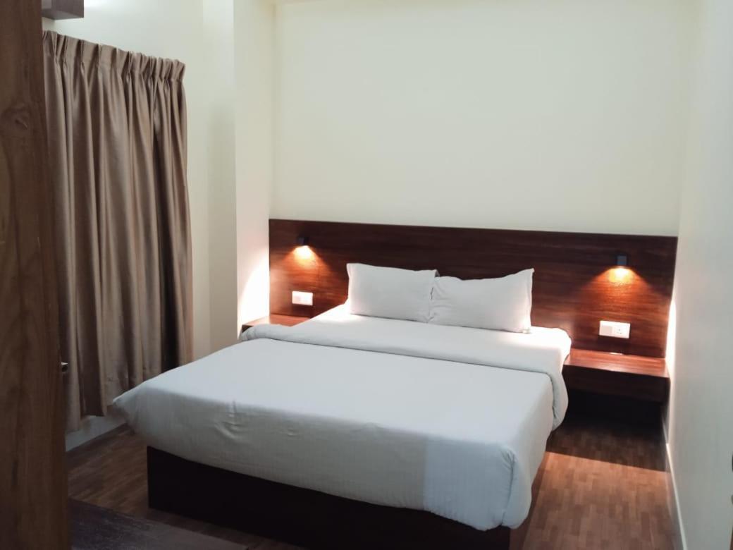 Richmond Hotel Szilhet Kültér fotó